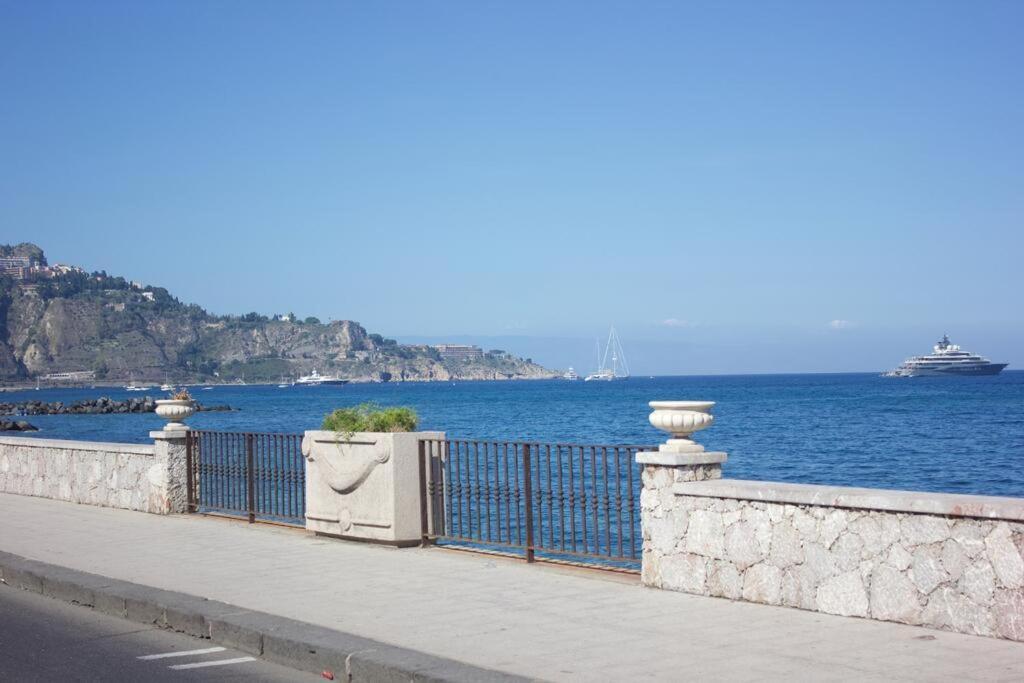 A&G Apartment Naxos-Taormina 지아르디니낙소스 외부 사진